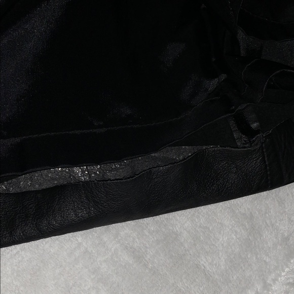 Vintage EUC Women's Black Leather Coat/Trench by Pelle Studio - Picture 8 of 16